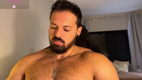 lucasfit24 online show from December 14, 2:45 pm