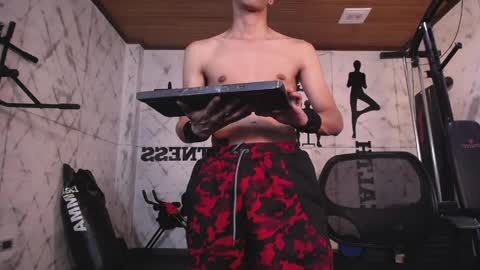 Lucca Moreti online show from May 29, 3:48 am