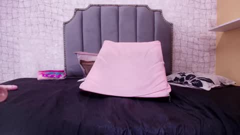 Lucero W online show from March 6, 1:27 am