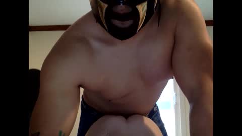 luchamuscles online show from January 31, 7:51 pm