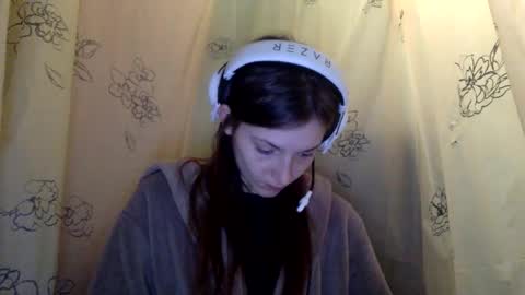 Luci Layne online show from March 10, 8:18 am