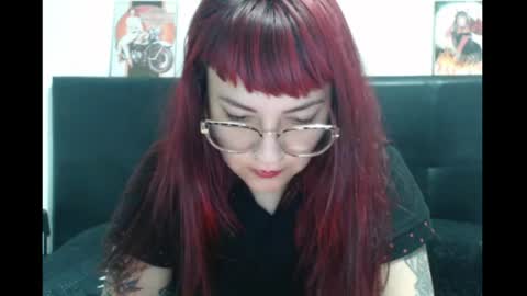 Lulu DCarton online show from April 17, 3:53 am