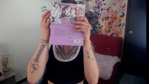 lucia_evans21 online show from July 3, 9:08 pm