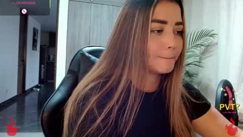 lucia star  online show from February 12, 10:35 pm