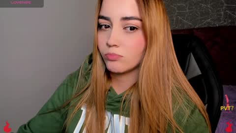 Snapshot of lucia_star_ chatting on January 30, 10:30 pm lucia star  online show from January 30, 10:30 pm