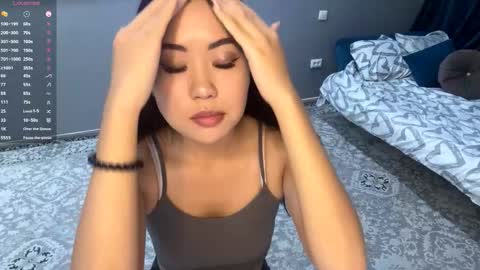 Kira online show from December 3, 1:12 pm