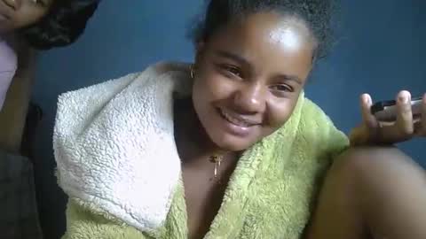 Snapshot of luciana012 chatting on September 26, 6:16 pm luciana012 online show from September 26, 6:16 pm