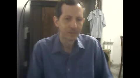 Snapshot of lucianoaxel chatting on February 5, 10:11 pm Luciano online show from February 5, 10:11 pm