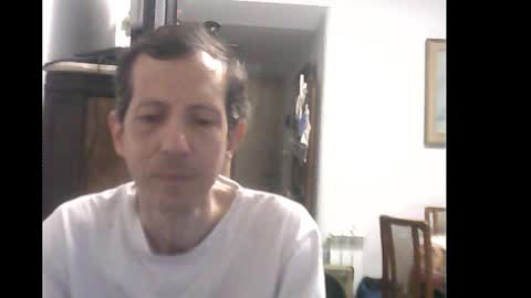 Snapshot of lucianoaxel chatting on February 15, 9:59 pm Luciano online show from February 15, 9:59 pm
