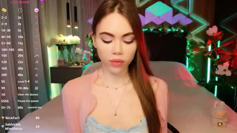 MimiFors online show from November 3, 5:03 pm