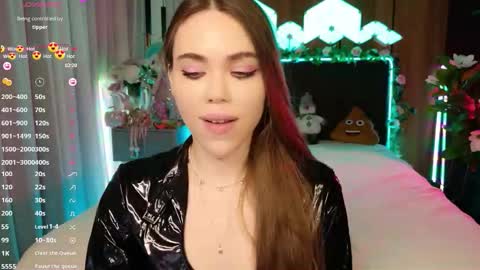 MimiFors online show from February 10, 7:06 pm