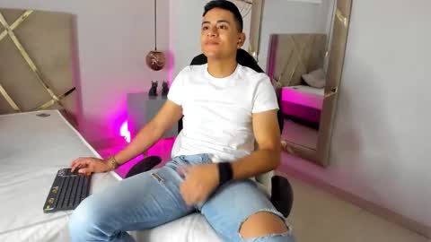 Leo online show from November 18, 11:57 am