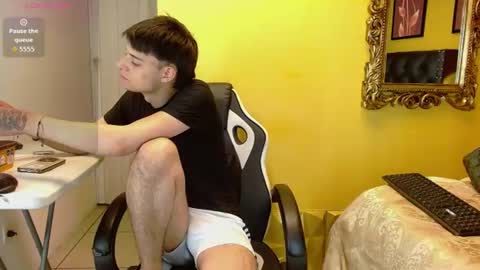 luckk_ online show from June 10, 4:45 am