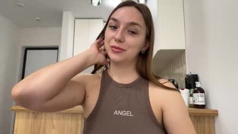 lucky_foryou_baby online show from October 28, 8:48 am