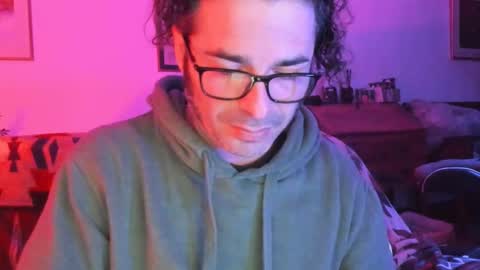 Snapshot of luckydrakex chatting on February 14, 6:51 pm Lucky online show from February 14, 6:51 pm