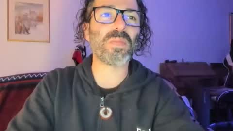 Snapshot of luckydrakex chatting on October 4, 7:11 pm Lucky online show from October 4, 7:11 pm