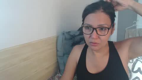 angelisa online show from September 25, 9:16 am