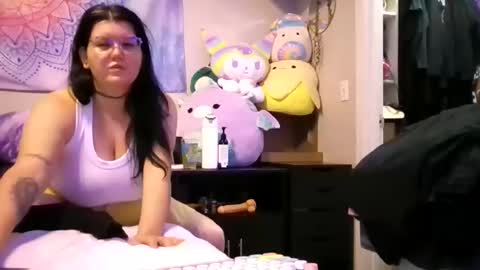 Jade online show from June 11, 3:26 am