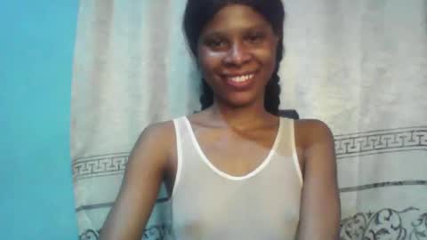 Snapshot of luckymadequeen chatting on March 7, 12:04 am Gloria online show from March 7, 12:04 am