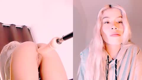 luckysapphire777 online show from March 8, 7:16 am