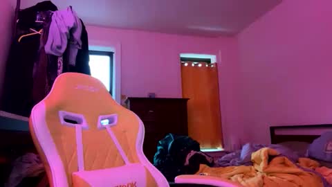 Lucky online show from November 30, 8:27 pm