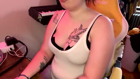 Lucky online show from November 21, 8:18 pm