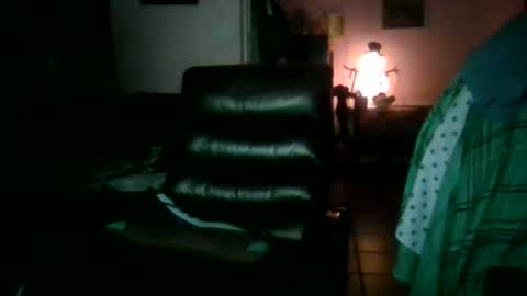 luckytrustme online show from December 5, 8:35 am