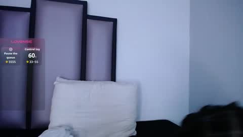 Snapshot of lucy__23 chatting on September 25, 5:58 am online show from September 25, 5:58 am