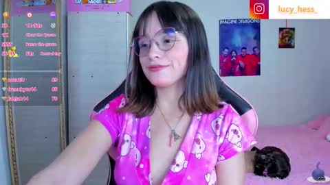 Lucy online show from February 6, 11:07 pm