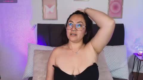 sam online show from July 7, 7:18 pm