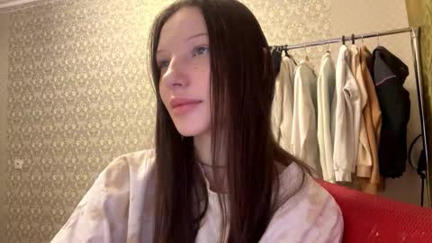 Ella online show from February 10, 4:15 am