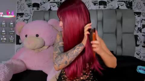 Snapshot of lucyrosse_ chatting on September 30, 11:21 am Lucy online show from September 30, 11:21 am