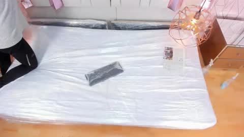  Lucy Scott  online show from February 10, 6:45 pm