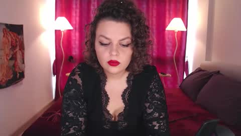 Call me Lucy online show from December 5, 6:34 am