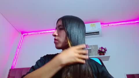 LUCY online show from February 26, 7:32 pm