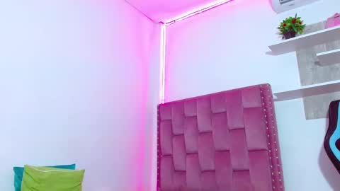 LUCY online show from February 27, 1:41 am