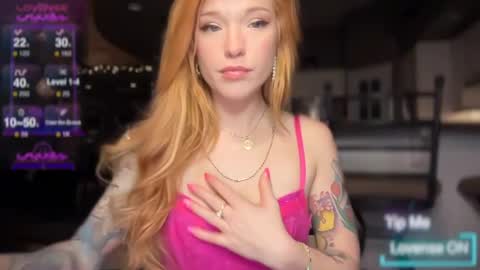 Luubeam             INSTA luubeammm TWITTER lunaisreallycu1 online show from February 6, 12:00 am