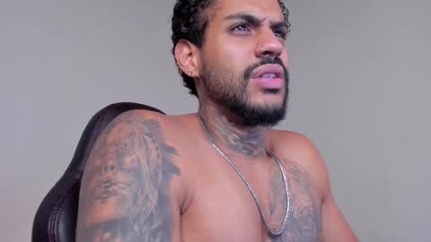 Luigi Vitale online show from January 11, 4:18 am