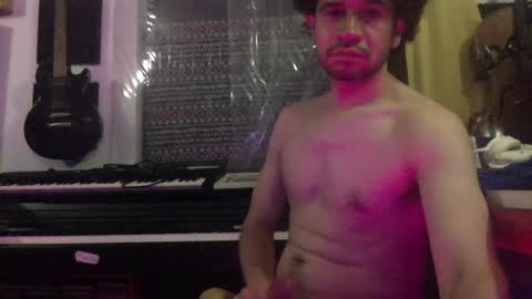 luis603ito online show from June 8, 1:39 am