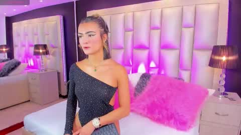 Luisa  online show from November 2, 3:34 pm