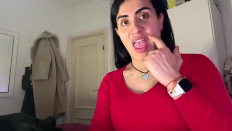 Luisa Monsters online show from November 21, 5:55 pm