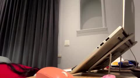 Luisa Monsters online show from October 22, 6:31 pm