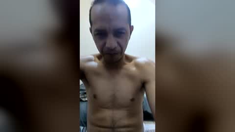 luiset_24 online show from July 10, 1:54 am