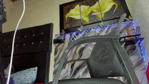 luisfernando01 online show from October 30, 7:14 pm