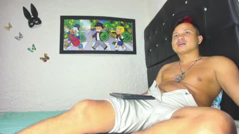 luisfernando01 online show from June 10, 5:07 am