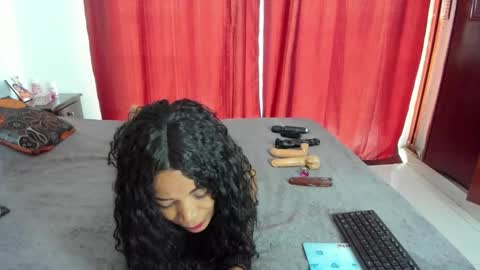 Luissa online show from November 29, 11:51 am