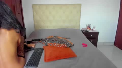 Luissa online show from October 17, 6:12 pm