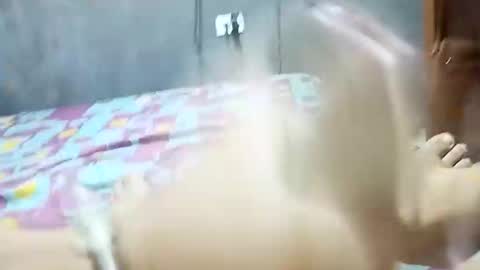luisxxcastro9000 online show from December 3, 10:45 pm