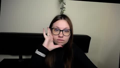 Luiza online show from April 6, 6:25 am