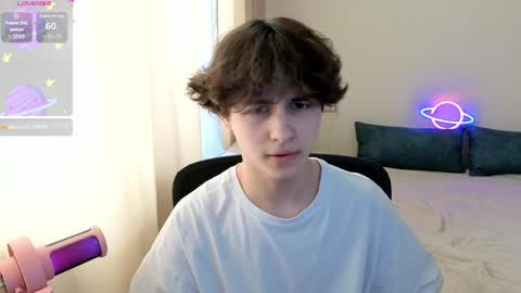 lukahayes online show from April 9, 12:33 pm